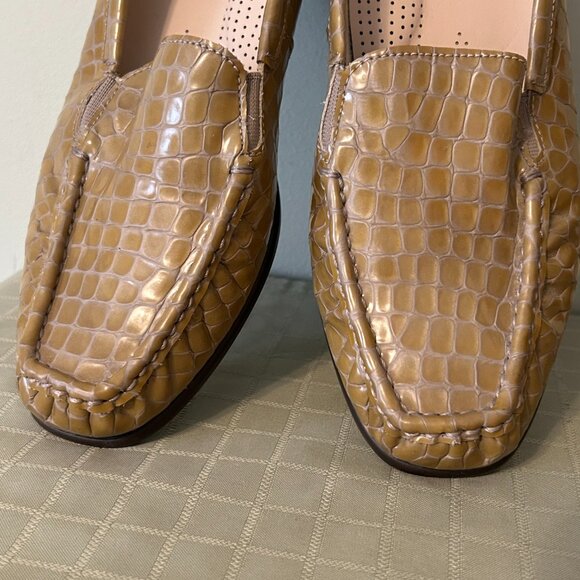 SAS "Simplify" Women's Embossed Patent Leather Croc Loafers Sz 8.5 to 9 - Picture 10 of 10
